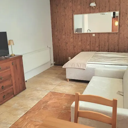 Pensjonat Azak 3*